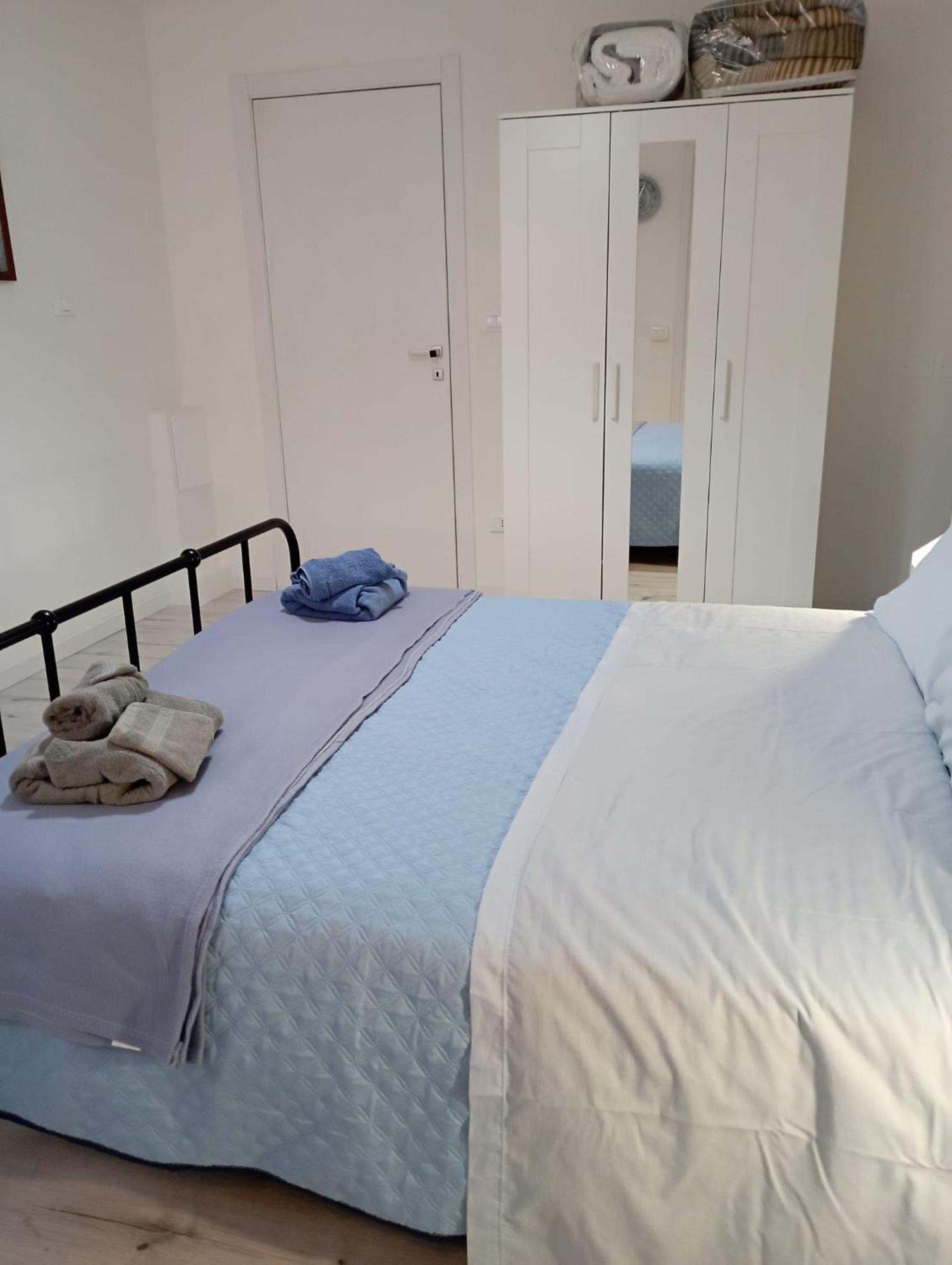 La Dimora Degli Artisti - Bologna Bed & Breakfast Ngoại thất bức ảnh